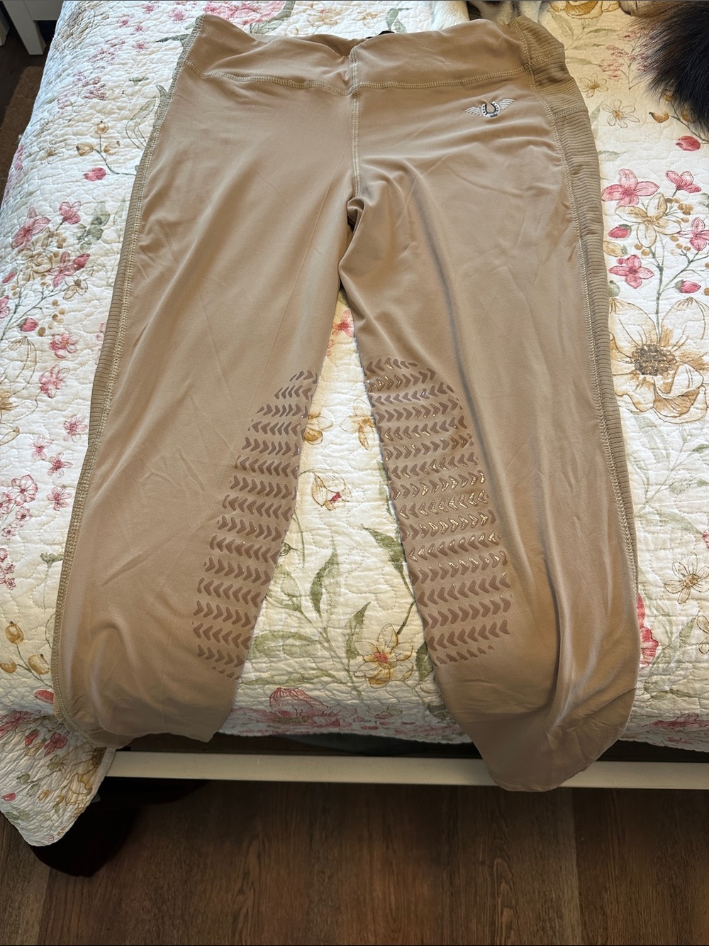 Women’s Beige Grip Leggings